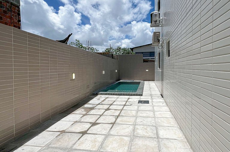 Bessa Apto Térreo com Piscina 200m Praia 5 Pessoas